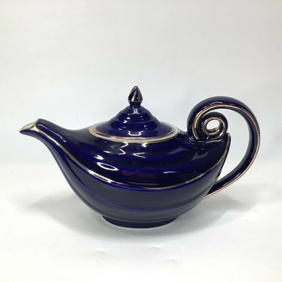 VINTAGE Hall‎ Aladdin Teapot Cobalt blue & gold trim 6 Cup #0663 USA Porcelain - Picture 1 of 9